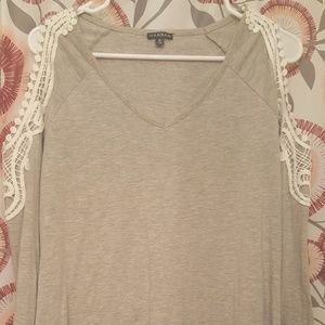 Grey cold-shoulder blouse w/white lace appliques